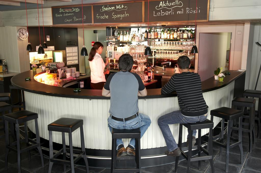 Hotel-Restaurant Sternen Nesslau ภายนอก รูปภาพ