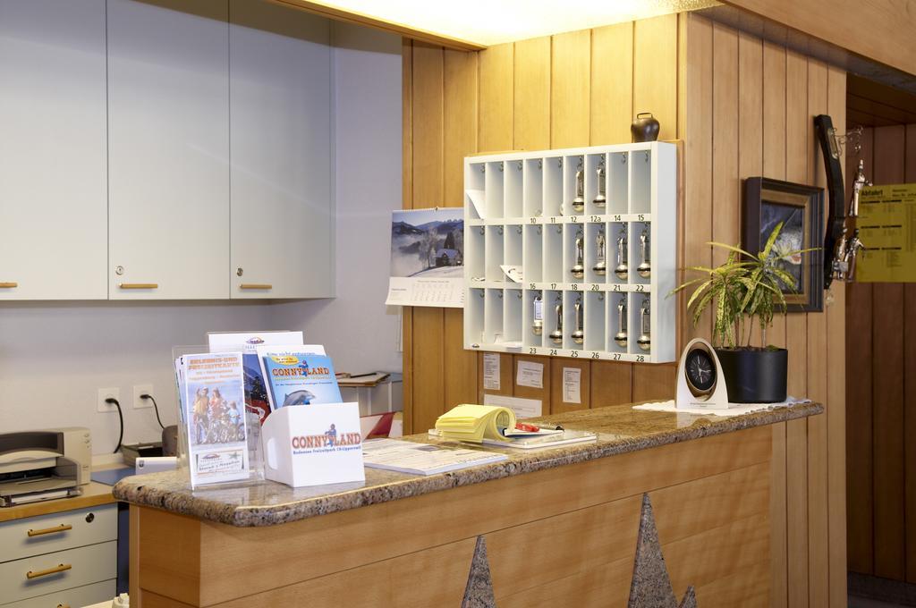 Hotel-Restaurant Sternen Nesslau ภายนอก รูปภาพ